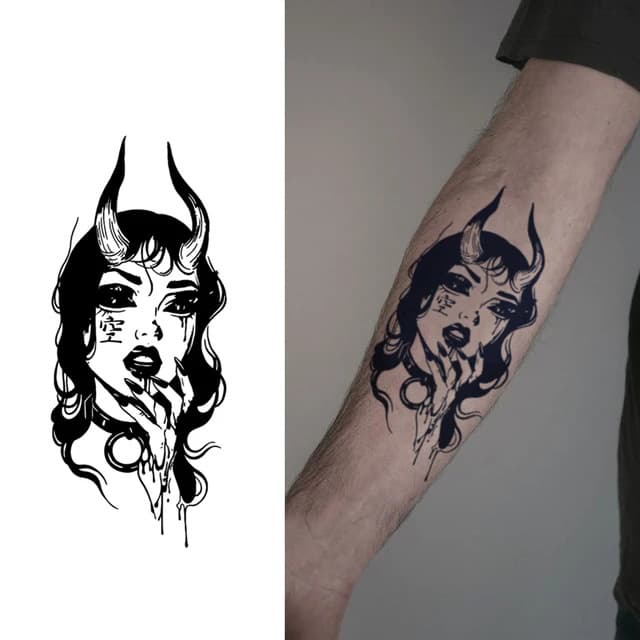 Horned muse — view 1