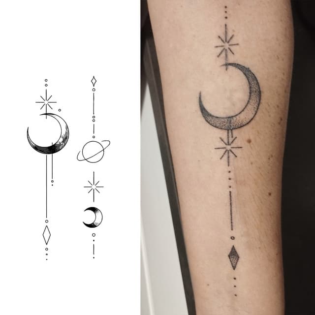 Crescent and planet column — view 1