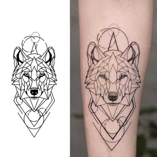 Geometric wolf — view 1